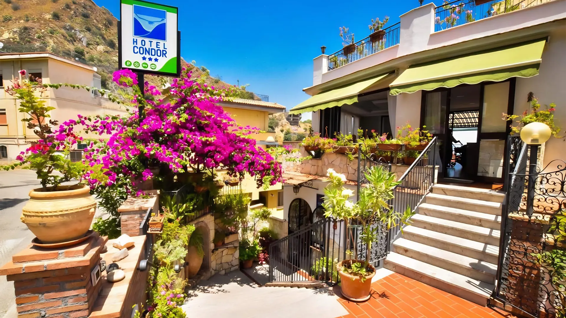 Hotel Condor